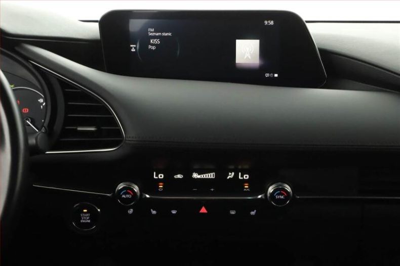 Mazda 3 - hlavní fotka