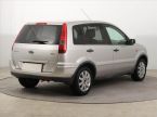 Ford Fusion - fotka číslo 4