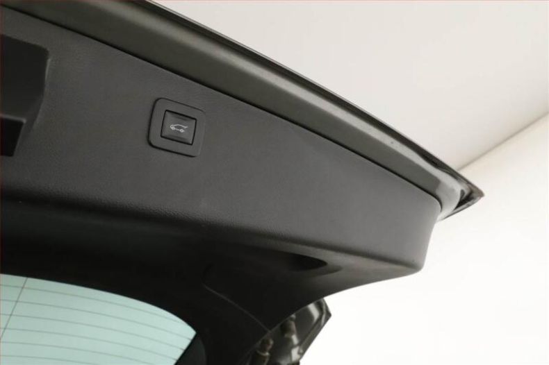 Opel Astra - hlavní fotka