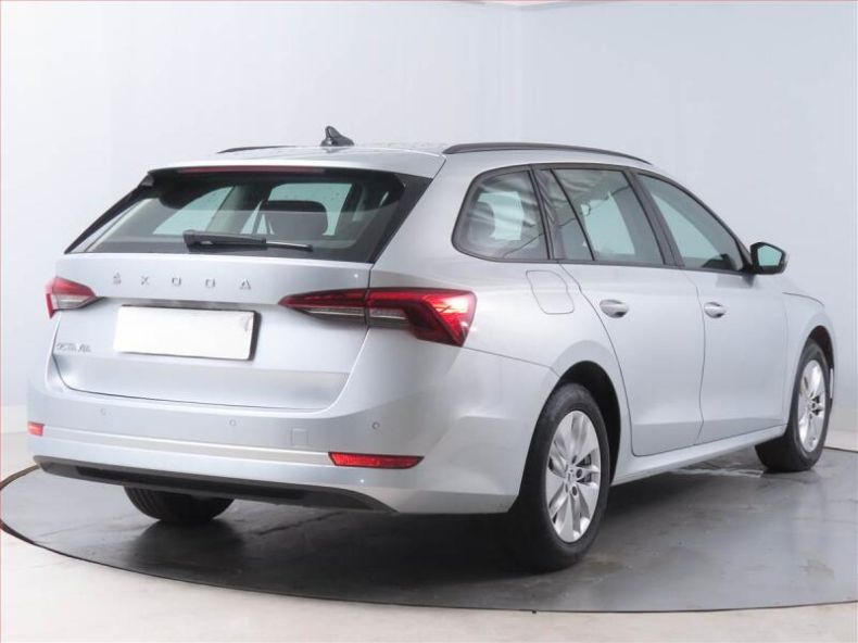 Škoda Octavia - hlavní fotka