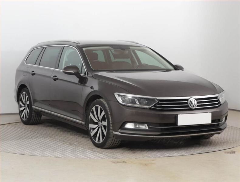 Volkswagen Passat - hlavní fotka inzerátu