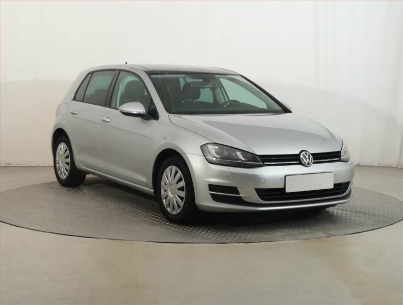 Volkswagen Golf - hlavní fotka inzerátu