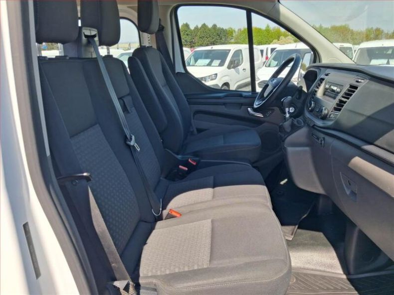 Ford Transit - hlavní fotka