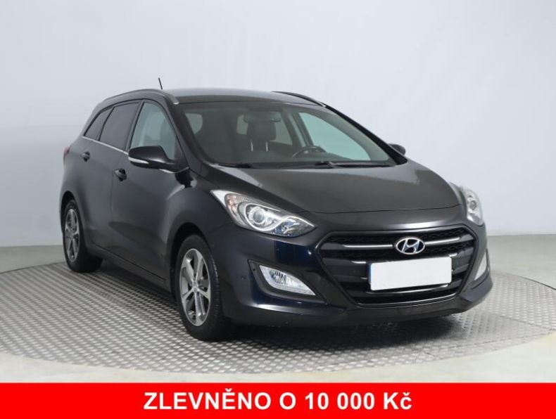 Hyundai i30 - hlavní foto