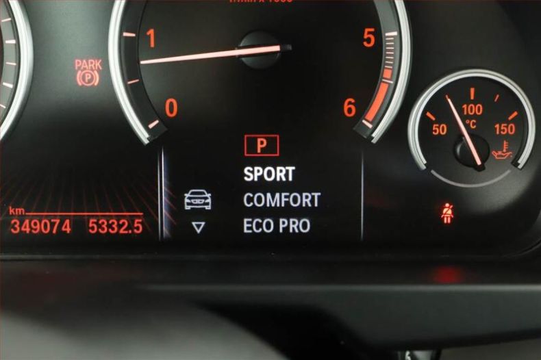 BMW X5 - hlavní fotka