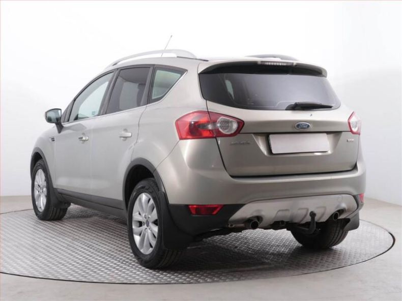 Ford Kuga - hlavní fotka