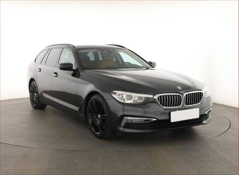 BMW Řada 5 - hlavní foto