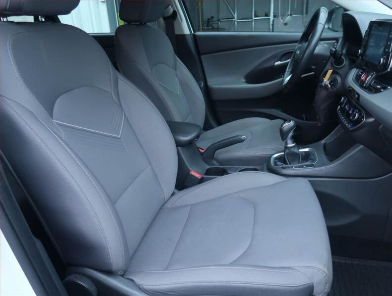 Hyundai i30 - hlavní fotka