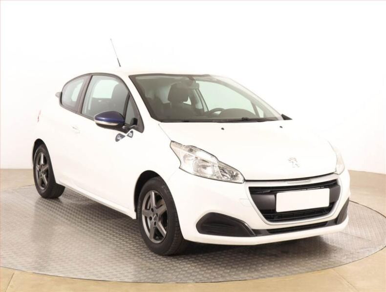 Peugeot 208 - hlavní foto