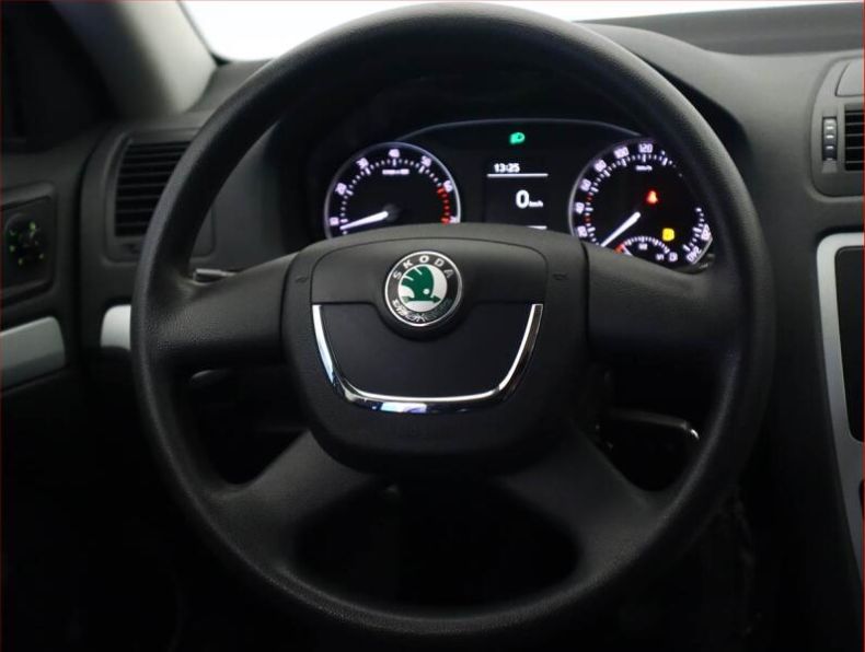 Škoda Octavia - hlavní fotka