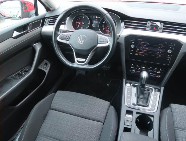 Volkswagen Passat - hlavní fotka