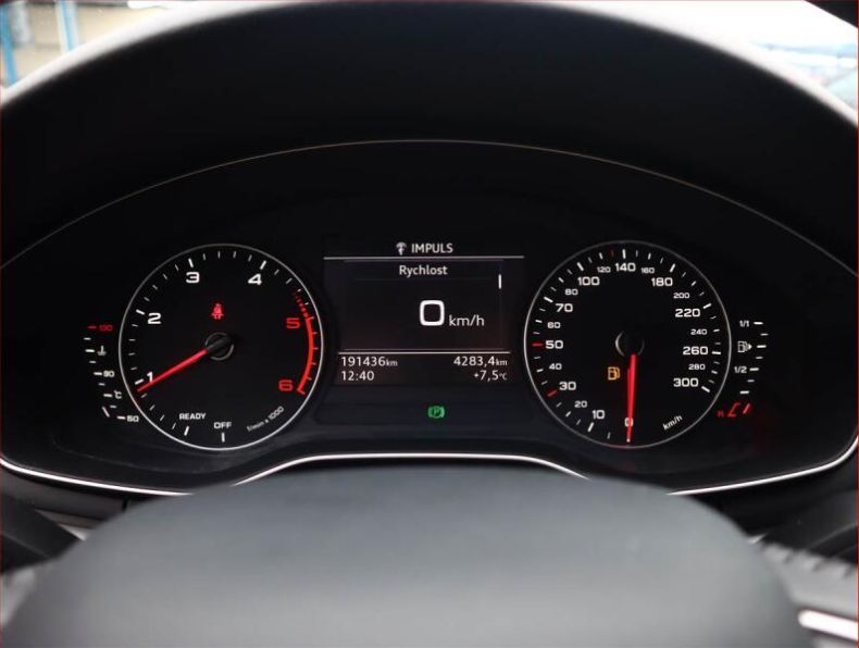 Audi A4 - hlavní fotka