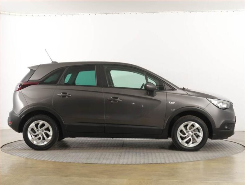 Opel Crossland X - hlavní fotka