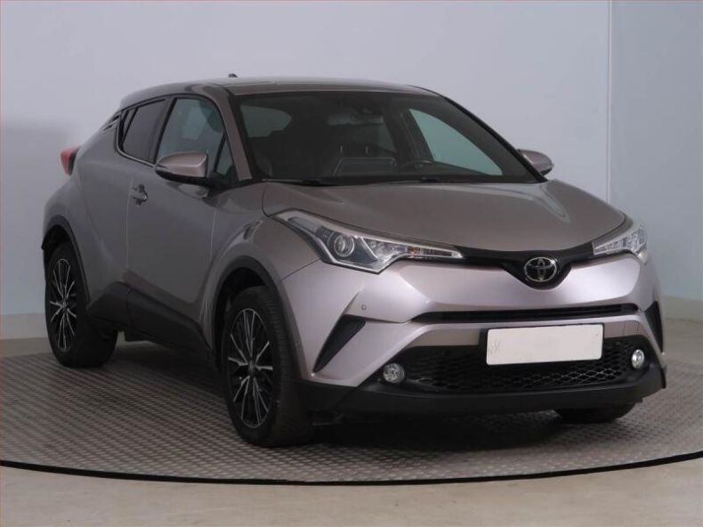Toyota C-HR - hlavní fotka inzerátu