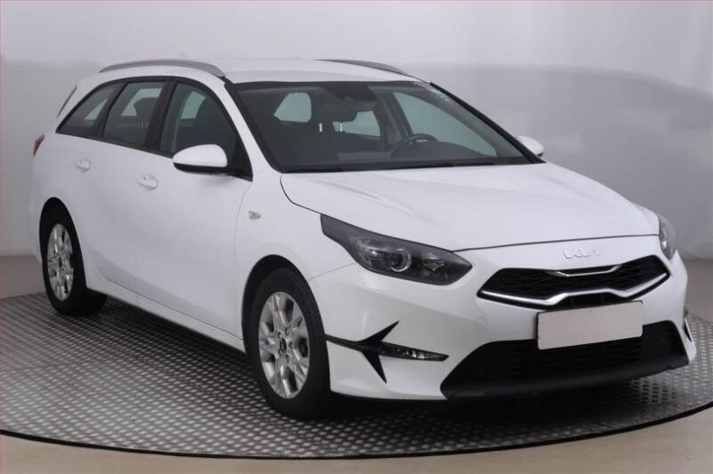 Kia Cee'd - hlavní fotka