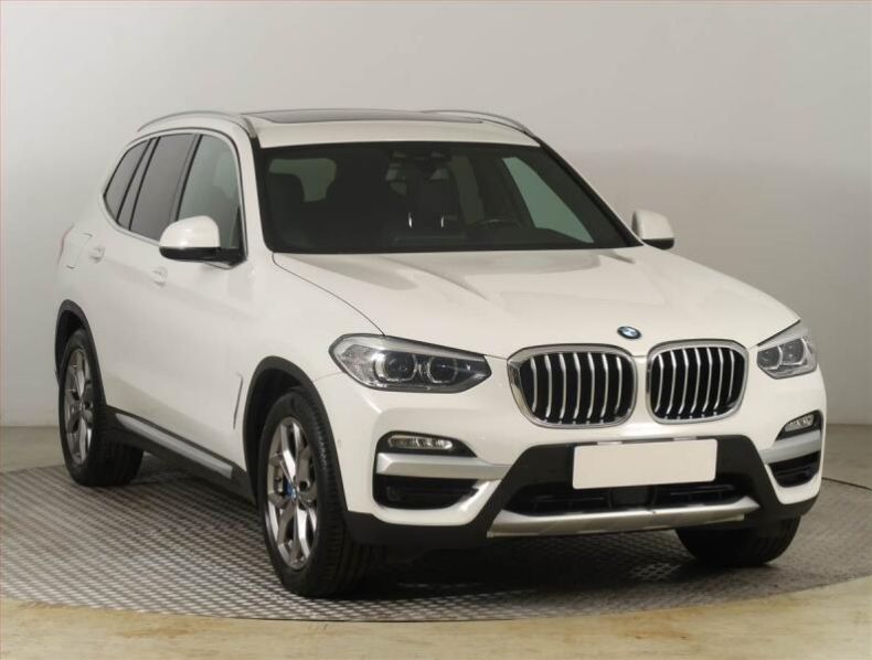 BMW X3 - hlavní foto