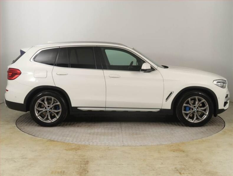 BMW X3 - hlavní fotka