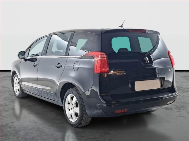 Peugeot 5008 - hlavní fotka