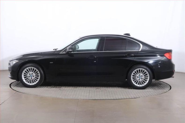 BMW Řada 3 - hlavní fotka