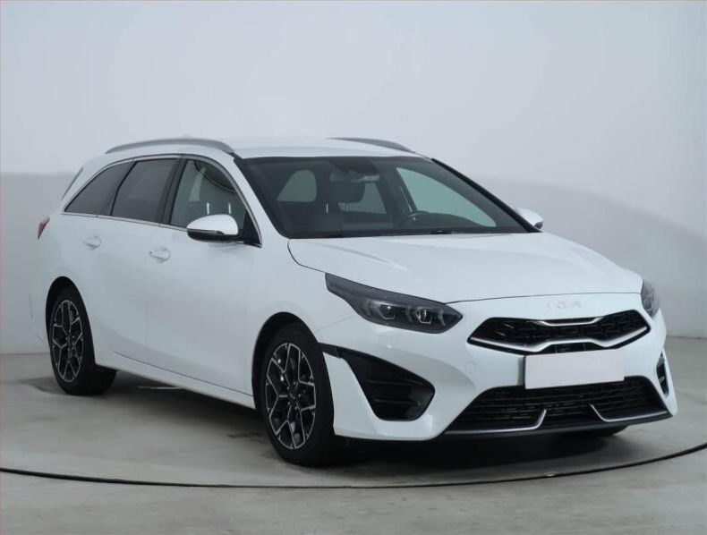 Kia Cee'd - hlavní foto