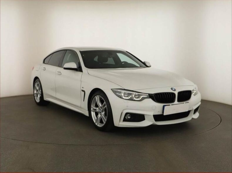 BMW Řada 4 - hlavní foto