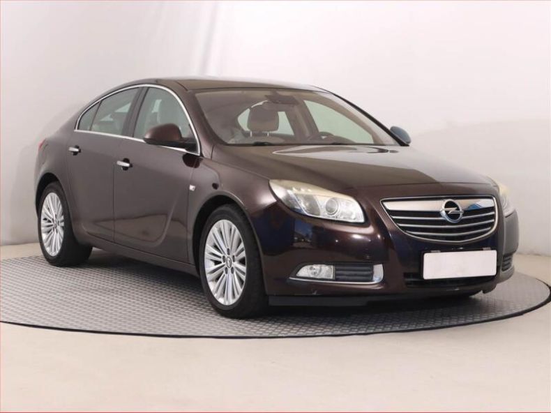 Opel Insignia - hlavní foto