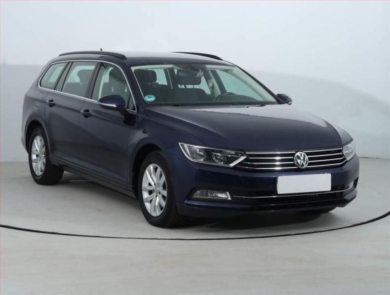 Volkswagen Passat - hlavní fotka inzerátu