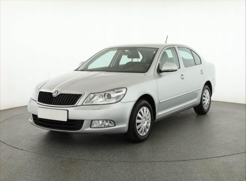 Škoda Octavia - hlavní fotka
