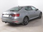 Škoda Superb - fotka číslo 4