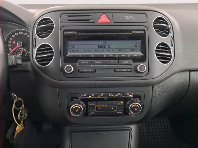 Volkswagen Golf - hlavní fotka