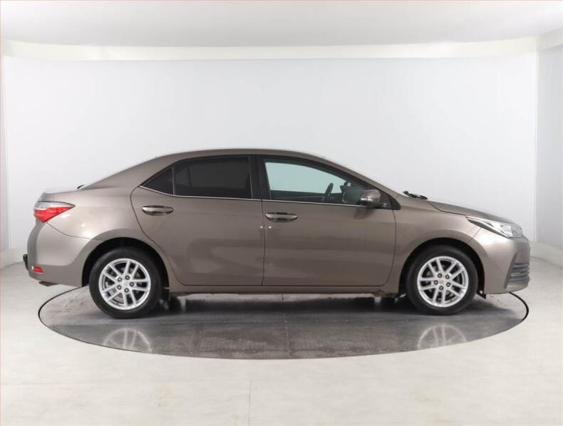 Toyota Corolla - hlavní fotka