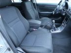 Toyota Avensis - fotka číslo 8