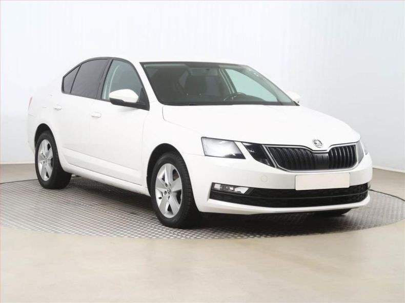 Škoda Octavia - hlavní foto