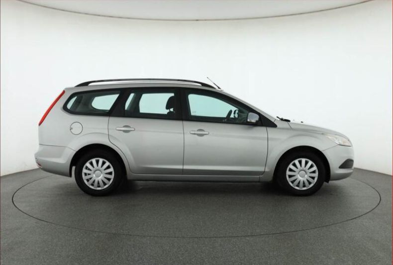 Ford Focus - hlavní fotka