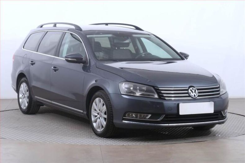 Volkswagen Passat - hlavní fotka inzerátu