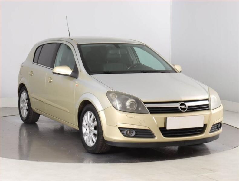 Opel Astra - hlavní fotka inzerátu