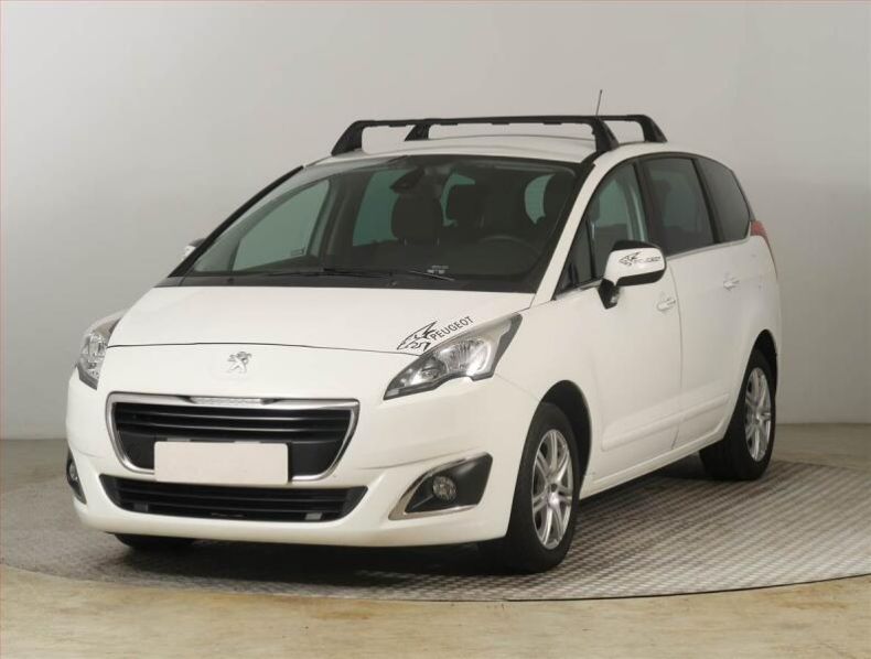 Peugeot 5008 - hlavní fotka
