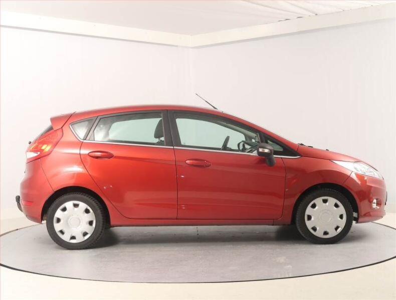 Ford Fiesta - hlavní fotka