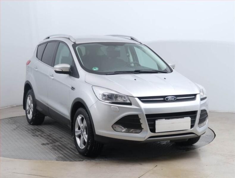 Ford Kuga - hlavní foto