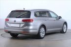 Volkswagen Passat - fotka číslo 4