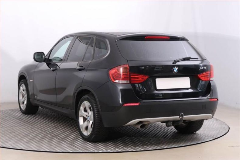 BMW X1 - hlavní fotka