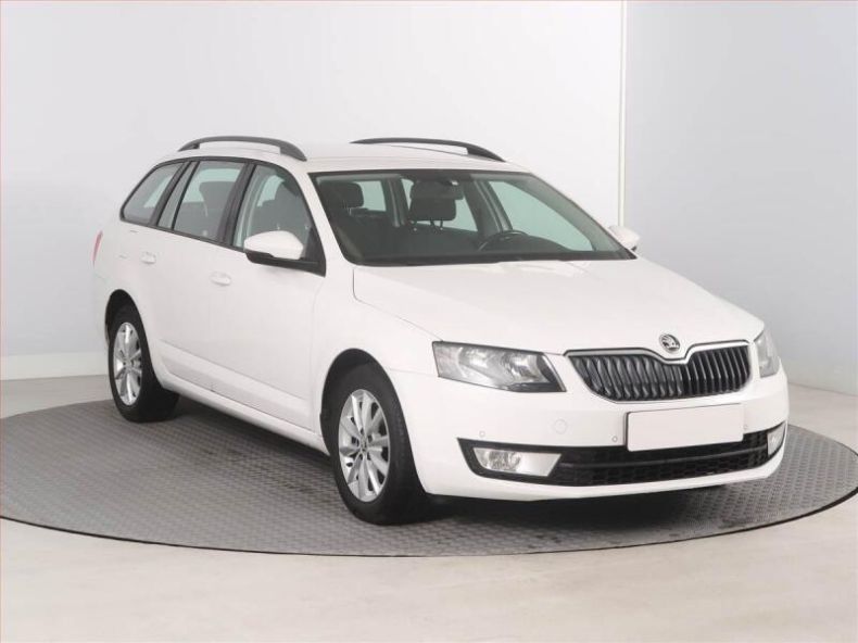 Škoda Octavia - hlavní foto