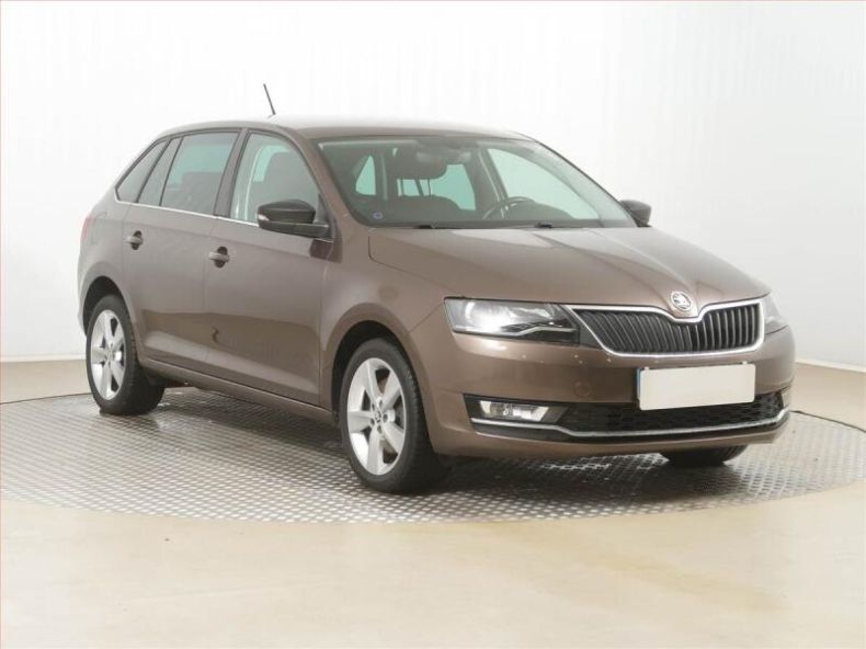 Škoda Rapid - hlavní foto