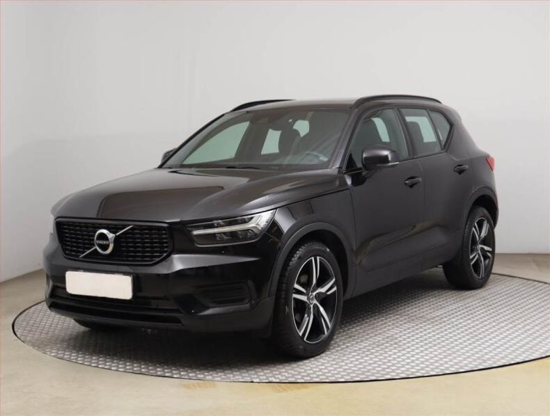Volvo XC40 - hlavní fotka