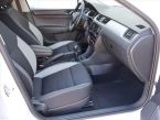 Škoda Rapid - fotka číslo 8