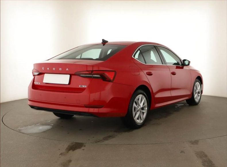 Škoda Octavia - hlavní fotka