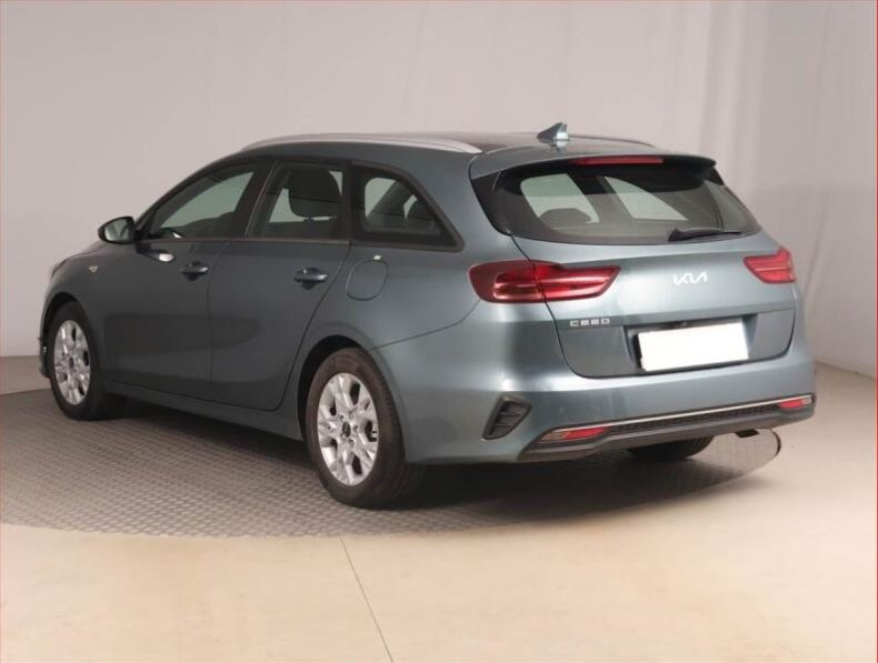Kia Cee'd - hlavní fotka
