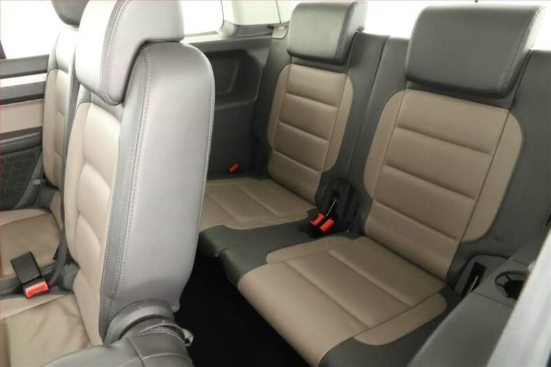 Volkswagen Touran - hlavní fotka