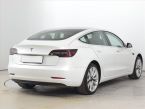 Tesla Model 3 - fotka číslo 4