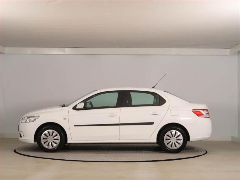 Peugeot 301 - hlavní fotka